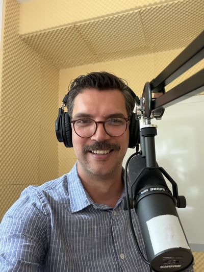 Bei einer Podcast-Aufnahme